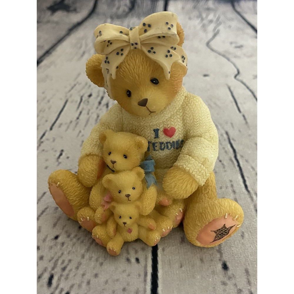 Cherished Teddies Figurine 1998 'If a Mom's Love Comes in All Sizes' Artwork